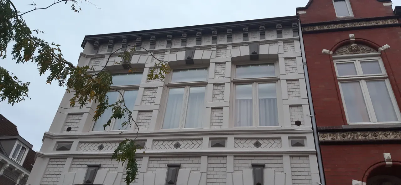nuje 11 3