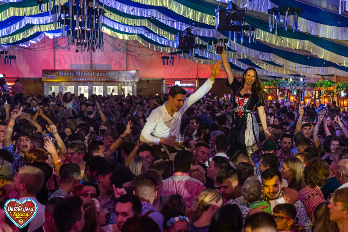 2022 10 23 oktoberfeest zondag livefeed logo 035