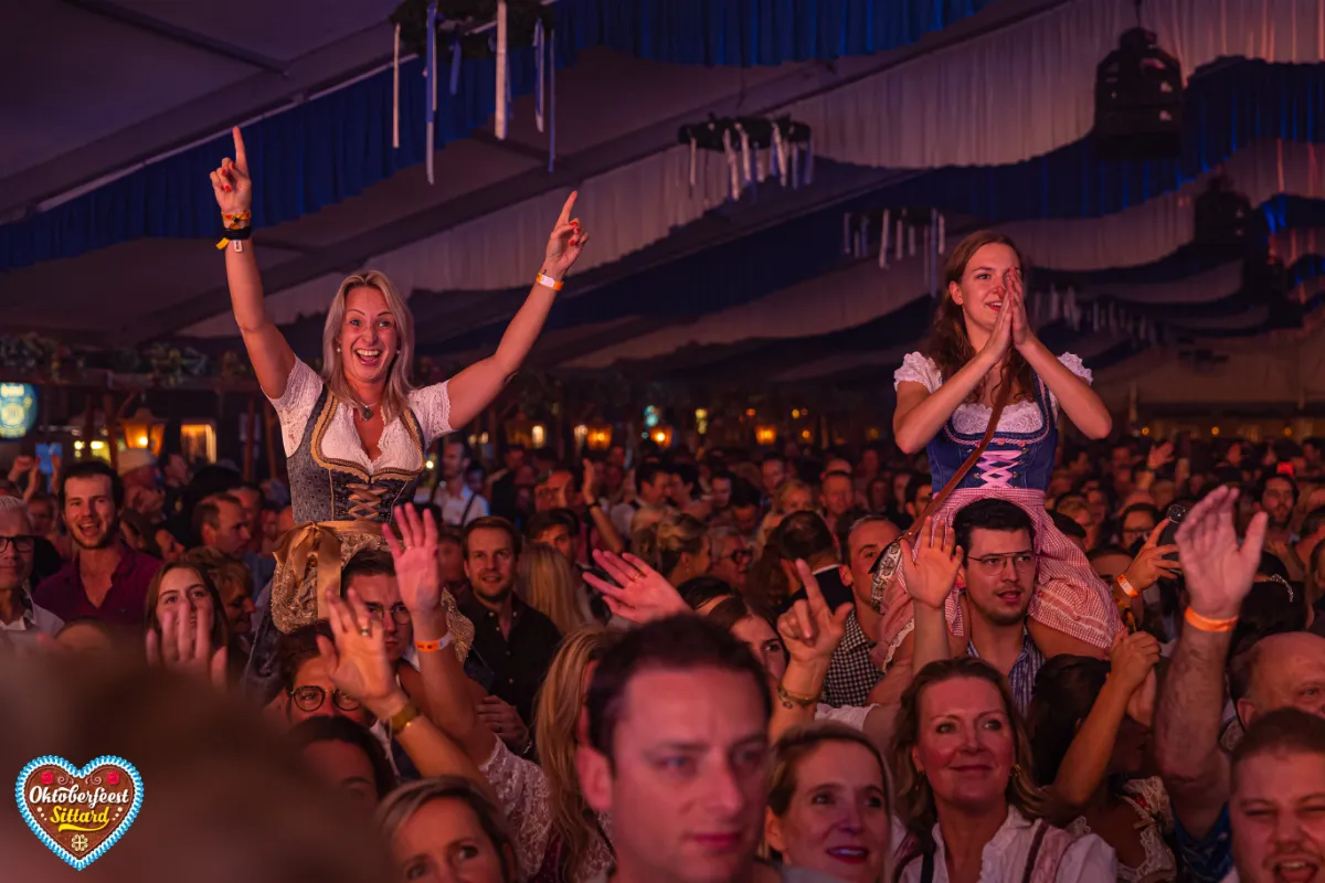 2022 10 23 oktoberfeest zondag livefeed logo 044