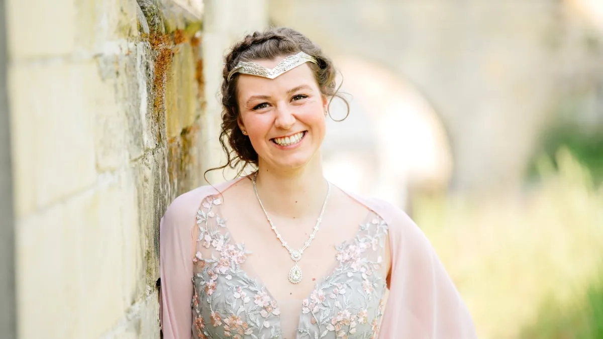 augstkoningin daphne debie berg aan de maas 2023