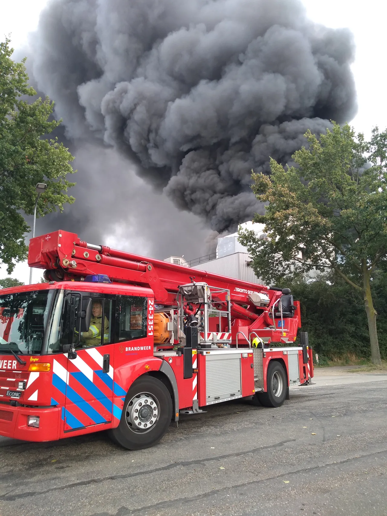 brand bes 2