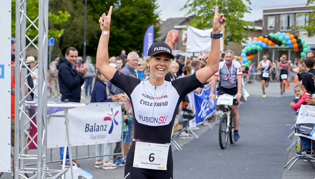 claudia striekwold snelste vrouw triathlon stein 2018