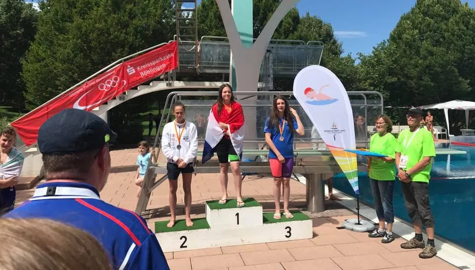jeugdolympiade goud zwemmen meisjes