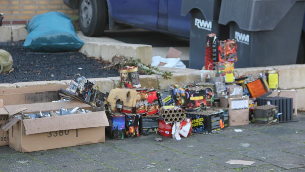 vuurwerk troep 2013 2014 opgeruimd