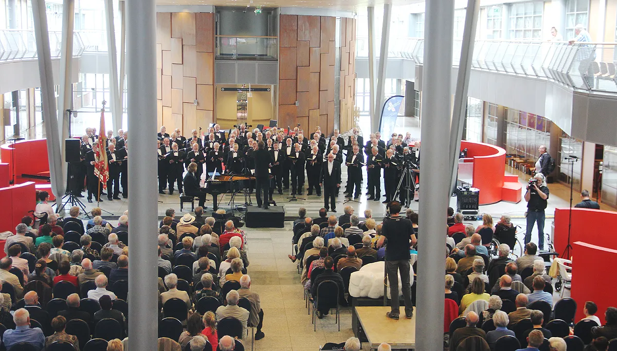 zos 50 jaar maastrichter staat in orbis mc 2