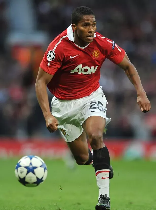 antonio valencia manchester united muskler