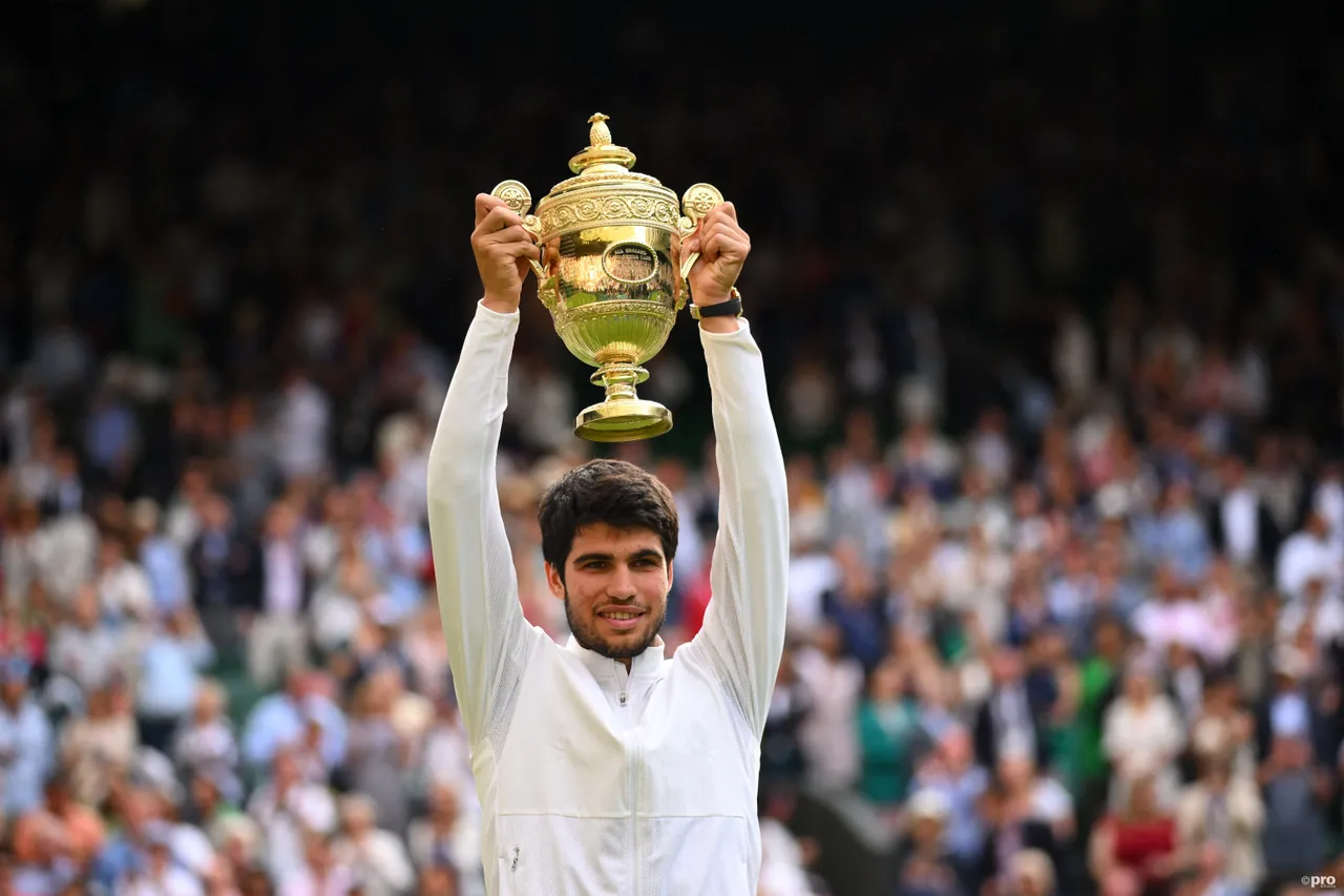 Carlos Alcaraz ganó el título en Wimbledon 2023.