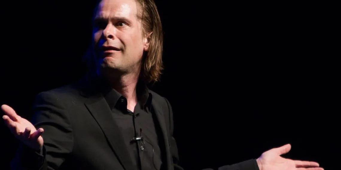 Still 'Hans Teeuwen: Spiksplinter' via TMDB