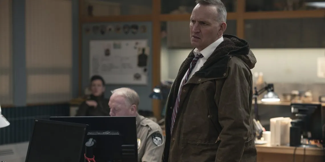 christopher ecclesto 656e033a73fbf 1140x570