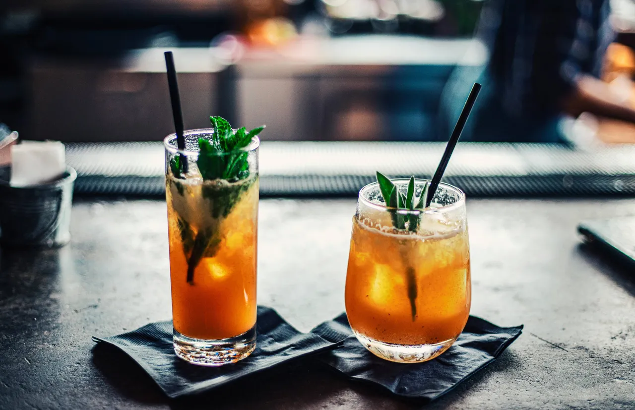 rum cocktail