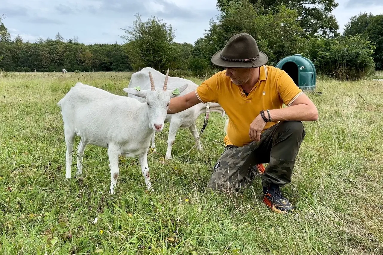 whatsapp image 2023 09 02 at 090713