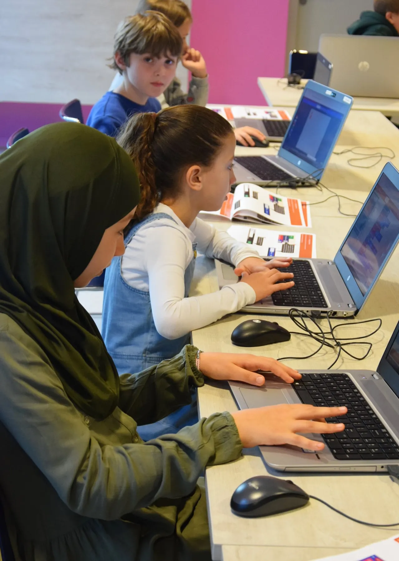 244683708 4429674330447838 4718464710828197877 n