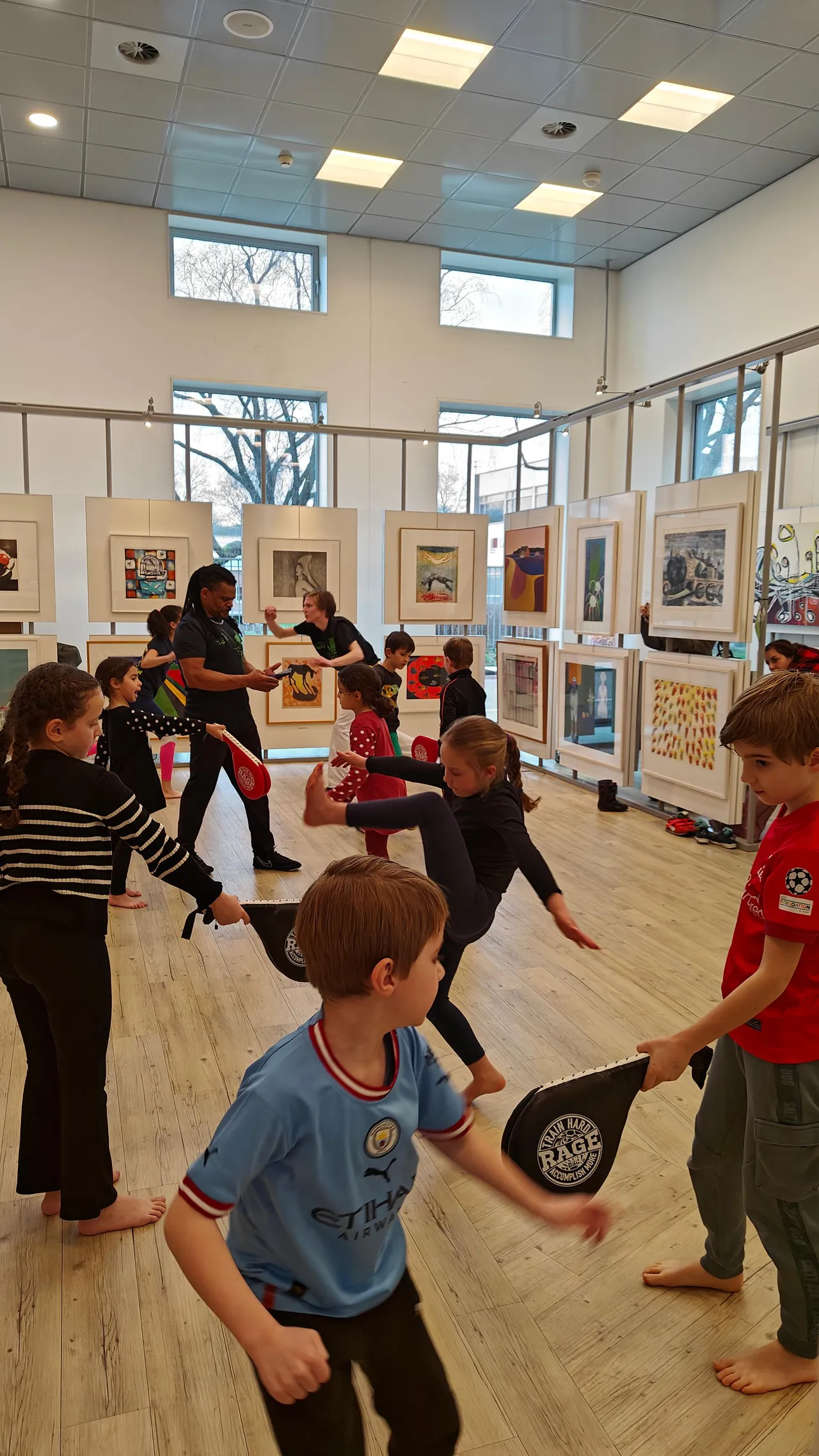 de fabriek op zondag capoeira2