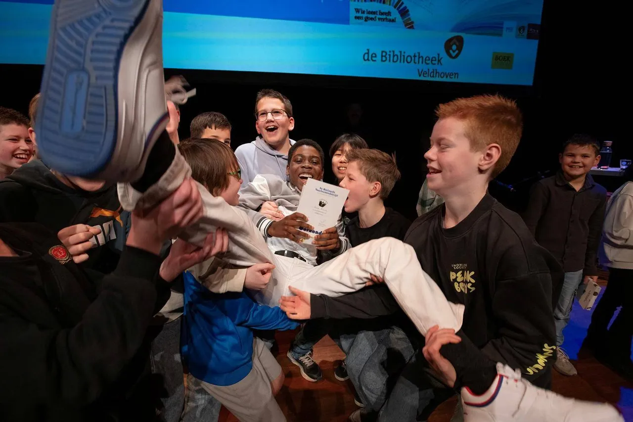 Prince met klasgenoten foto Willem