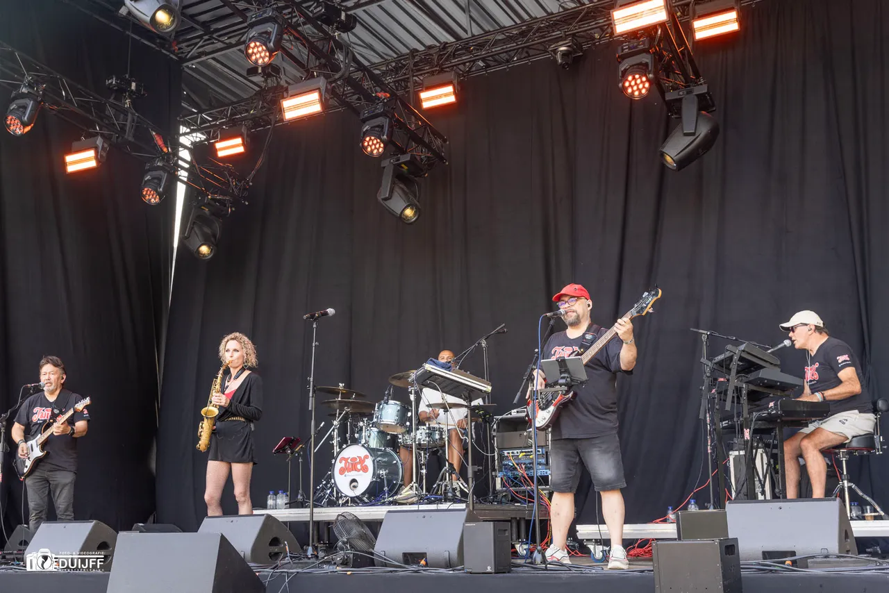 ART band 2 A