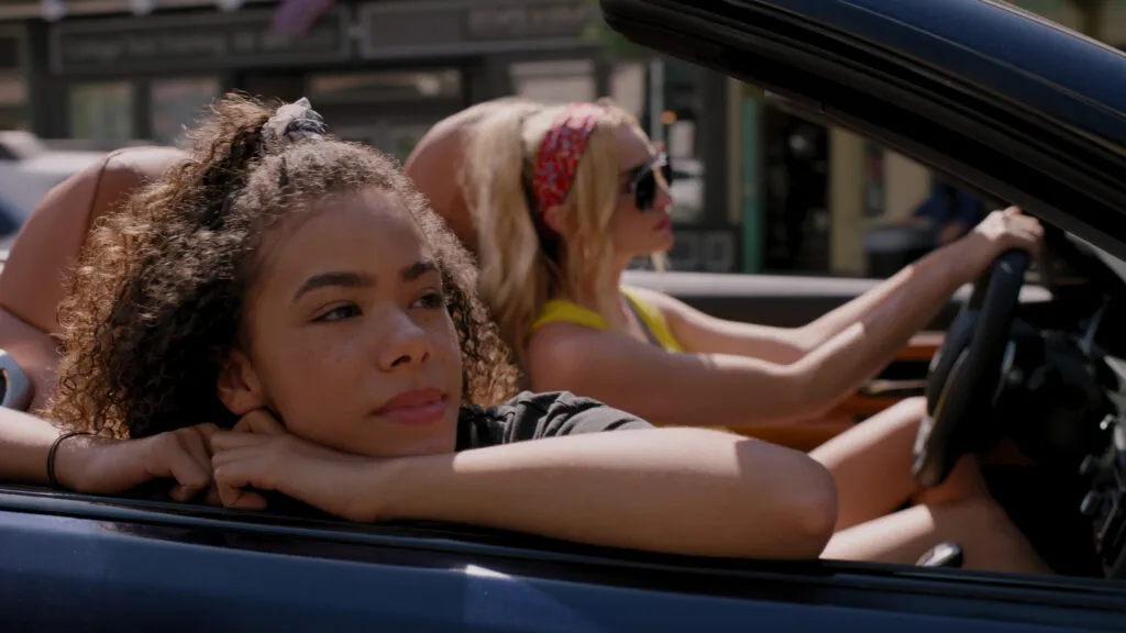 ginny georgia season1 episode1 00 06 21 05r wide c6ab031c81d597917067190421f7f9bcb63cda71 1024x576