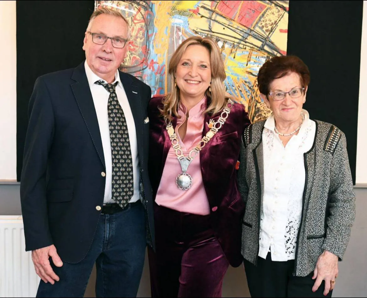 598498656_893460476350867_8014285012963708006_n