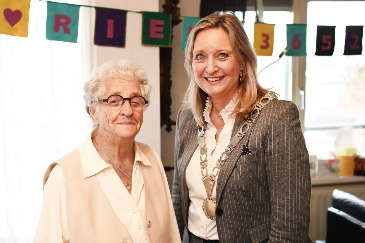 WhatsApp Image 2026-01-16 at 09.33.09a