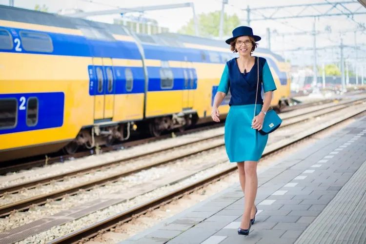 800 carladik maaikepoelen