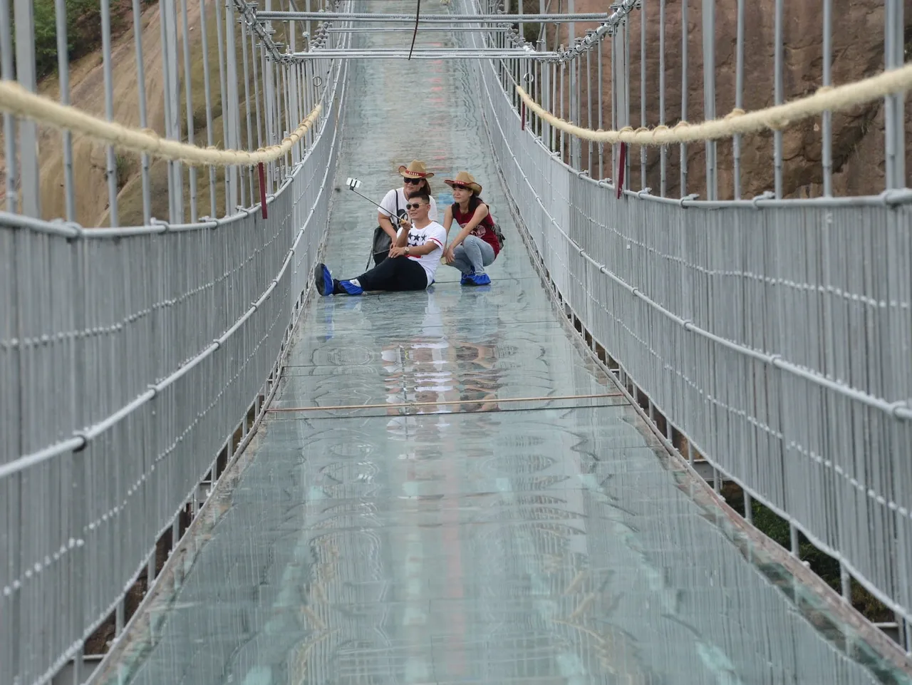 glass20bridge20shiniuzhai20national20park203