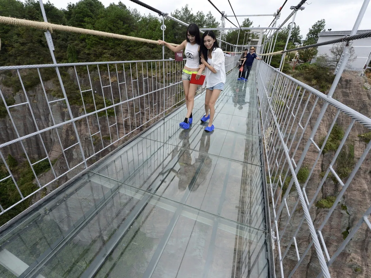 glass20bridge20shiniuzhai20national20park206