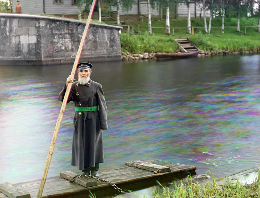 p12 00003966