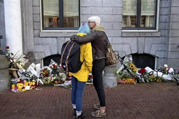 publiek afscheid van van der laan is vrijdag1507299128 584x389