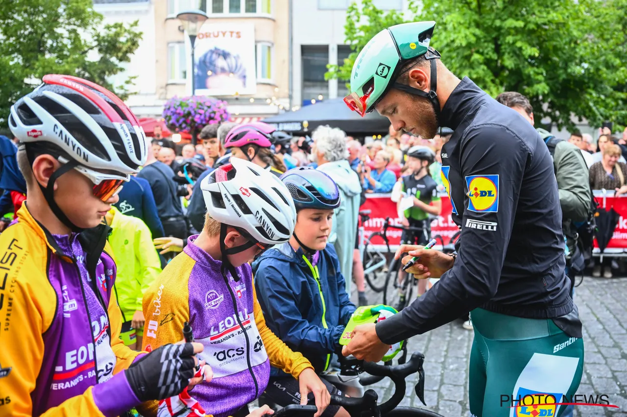 PHOTONEWS_11158734-054