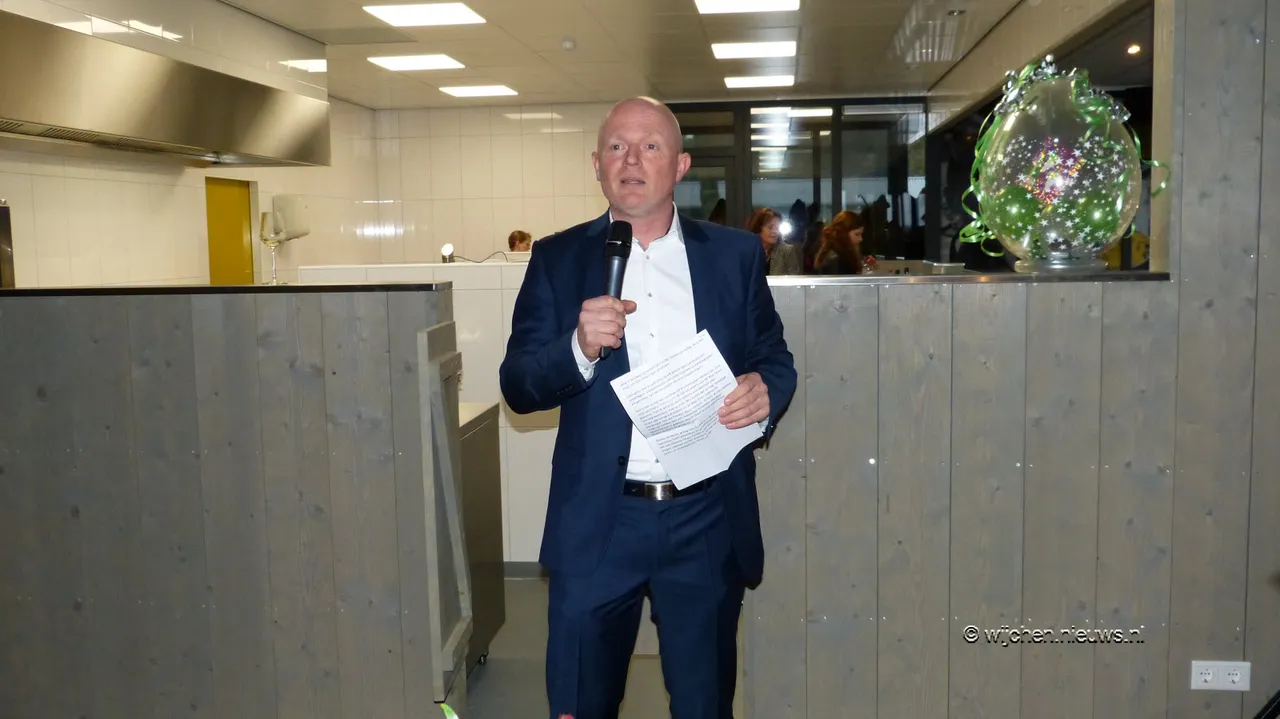 bij dries opening 00