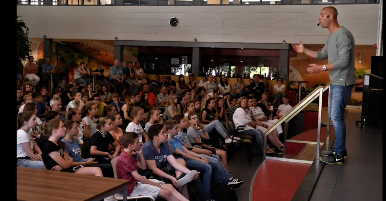 maarten op maas waal college 01