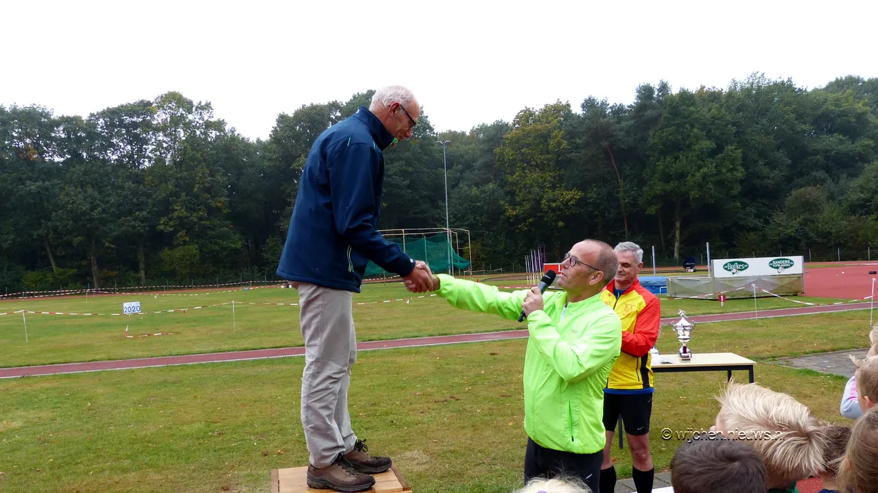 opening atletiekbaan 13