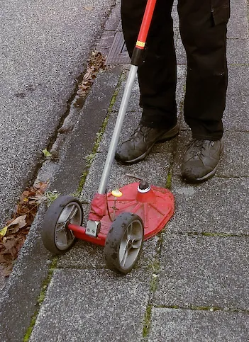 Het 'snuffelapparaat' waarmee medewerkers van Liander bovengronds het gasleidingennet controleren.&nbsp;