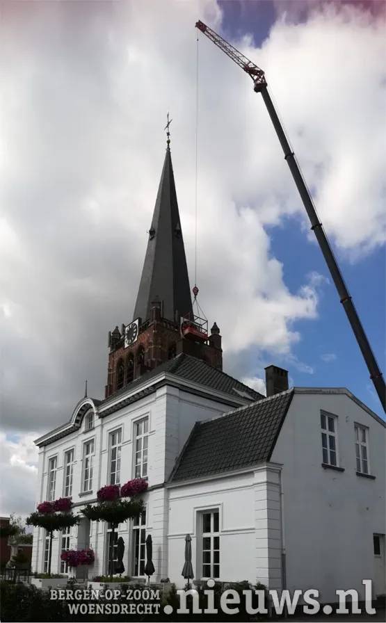 20190702 hoo kerkklok 001