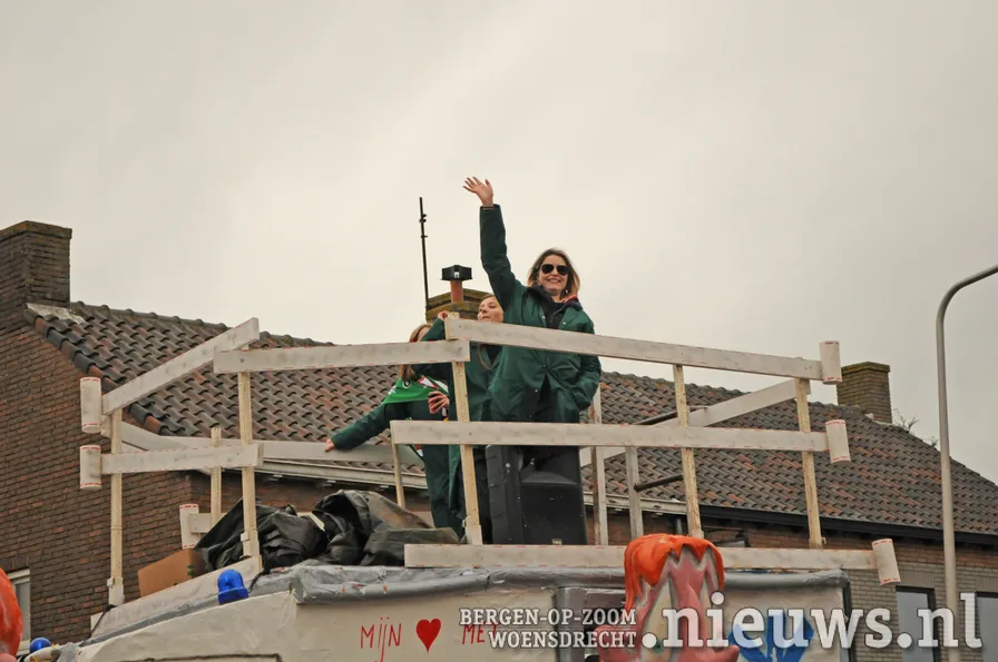 20200225 ostrecht optocht 064