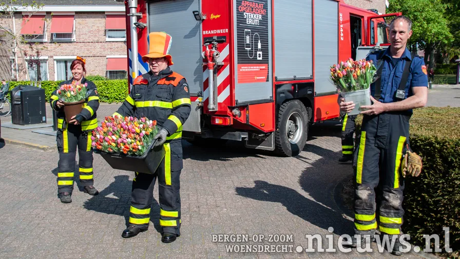 20200427 oss bloemenbrandweerbejaarden 001
