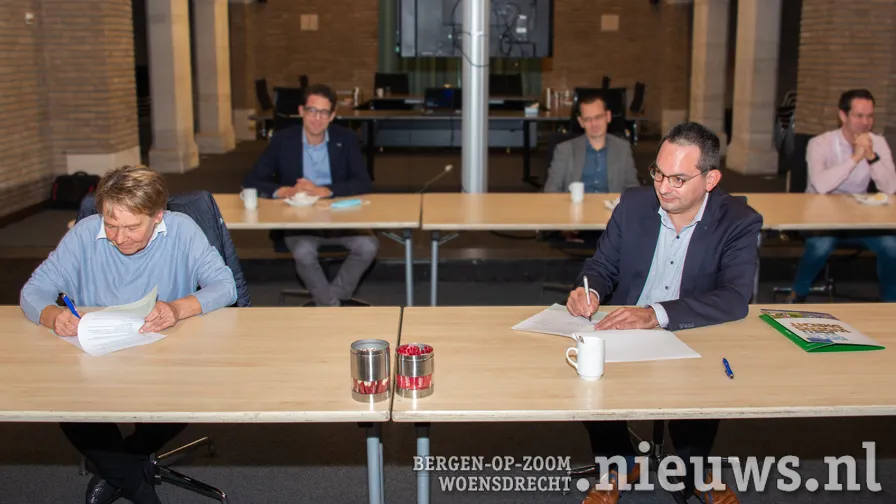 20201026 hoo ondertekening 003