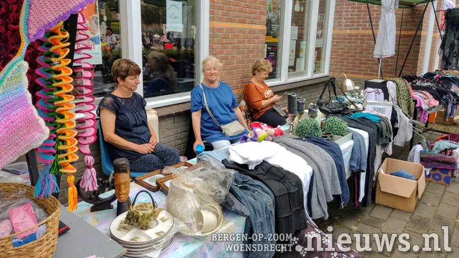 20210926 woe garage sale 003