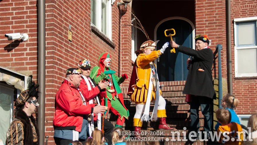 20220226 oss intocht 037