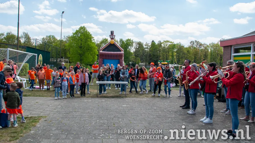 20220427 03 put koningsdag 011