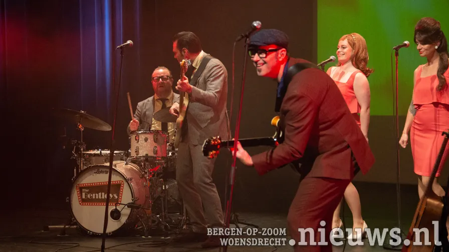 20231125 jkr hoo kloosterhof bentleys 002