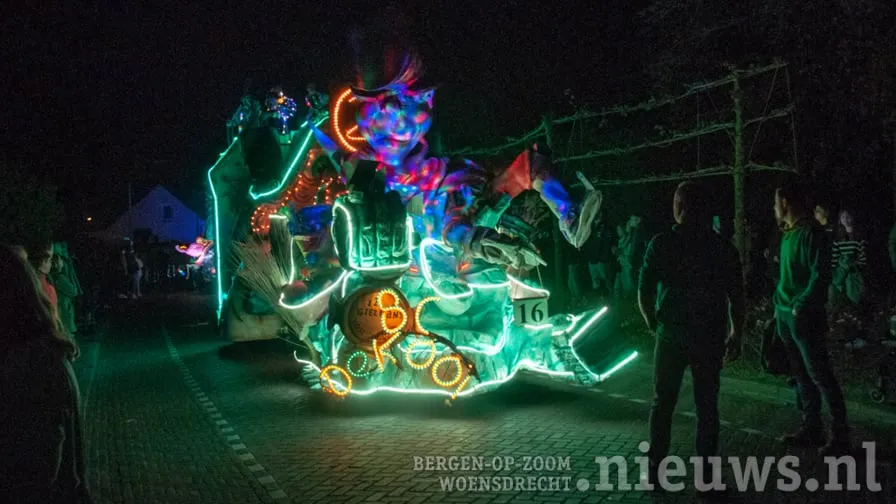 20240413 jkr huij lichtstoet 014