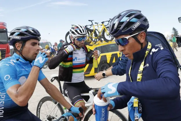 Mikel Landa (left) and Nairo Quintana did not give each other a second glance