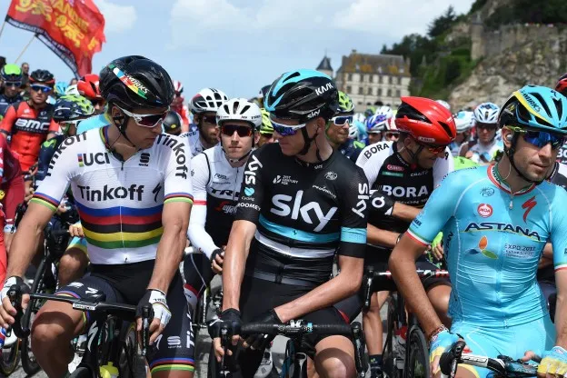 Vincenzo Nibali and Chris Froome, pictured in 2016
