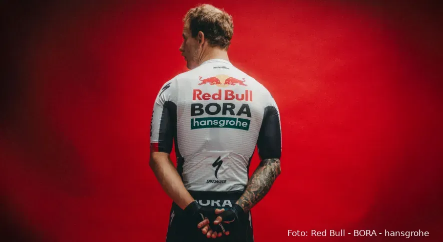 The new Red Bull - BORA - Hansgrohe jersey from the back