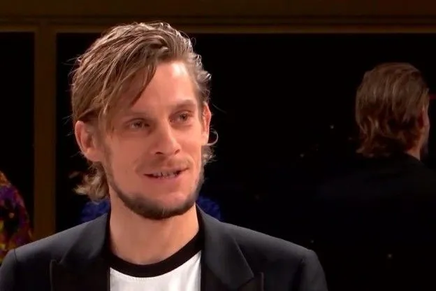 Zonneveld supports van der Hoorn