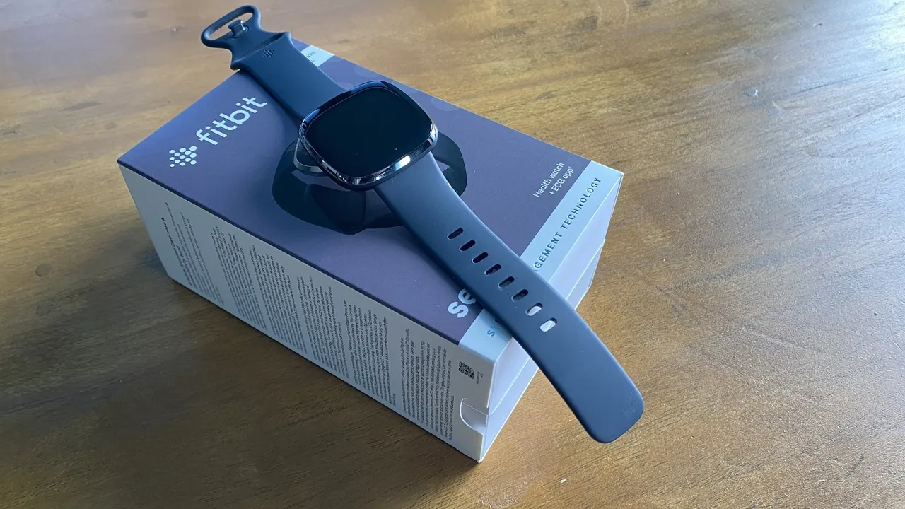 fitbit sense 05052022 3f1651777770