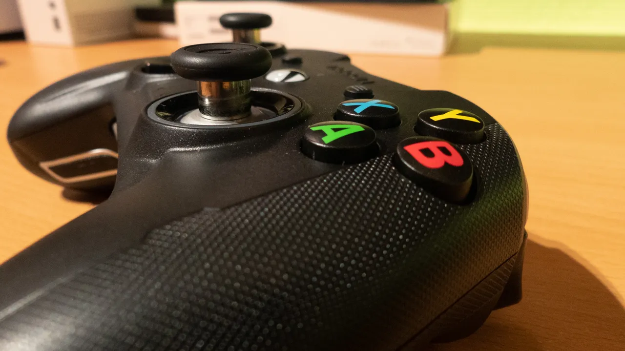 nacon revolution x pro controller review 3f1634688387