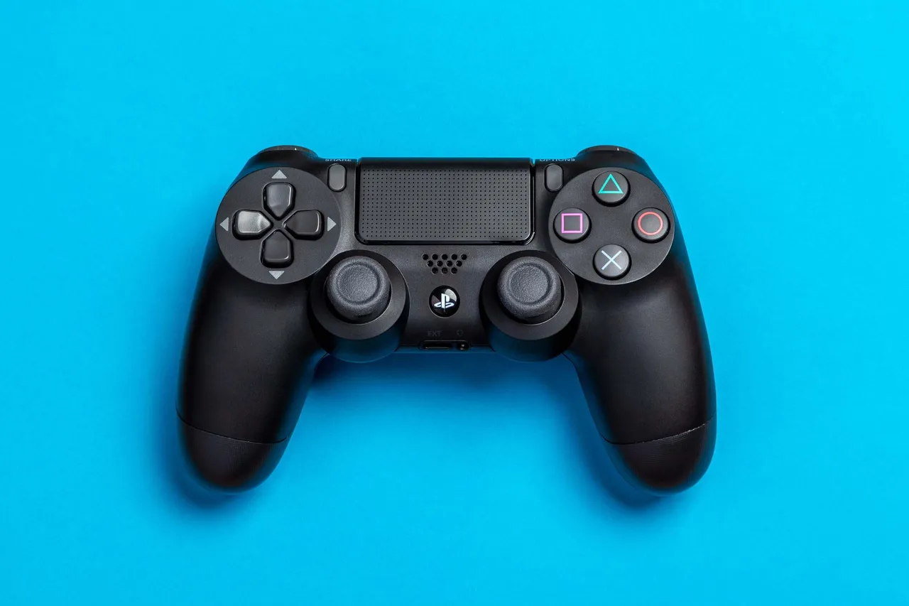 ps4 controllerf1570538676