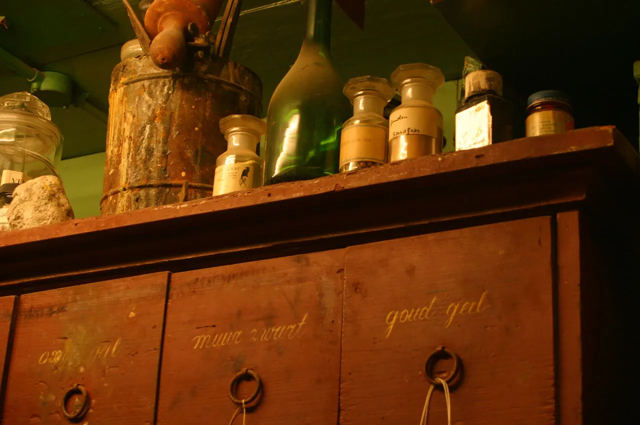 aangeleverd door piet kempenaar verfmolen de kat 10