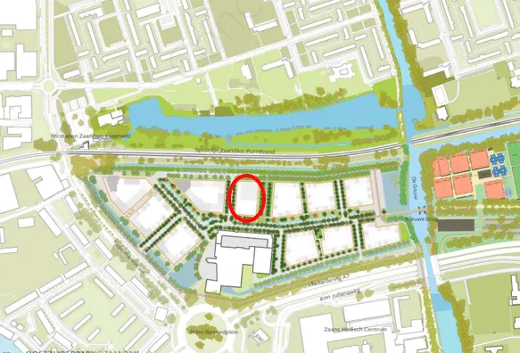 De rode cirkel geeft de plek van de nieuw school aan.